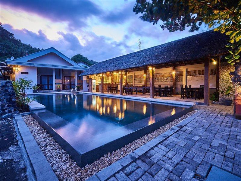 Cocotinos Lembeh A Boutique Dive Lodge Bitung Экстерьер фото