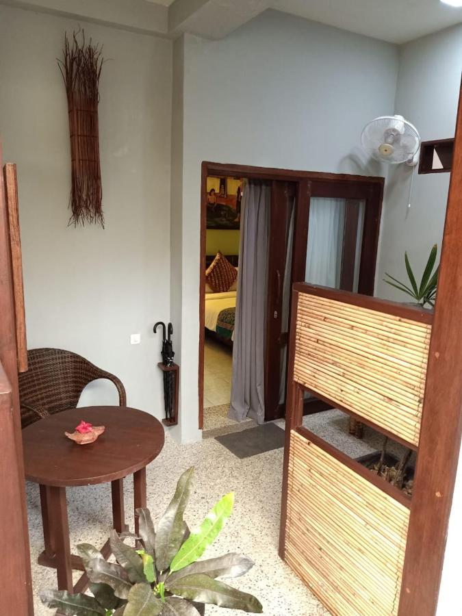 Cocotinos Lembeh A Boutique Dive Lodge Bitung Экстерьер фото
